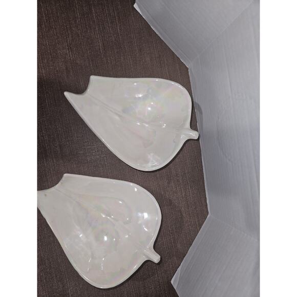 (2) California Cal Style Pottery Leaf Serving Bowls 2232 MCM Retro White Glaze - Picture 2 of 6